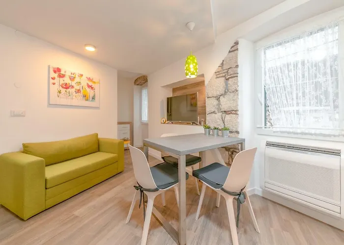 Mariva Downtown Apartment With Free Parking